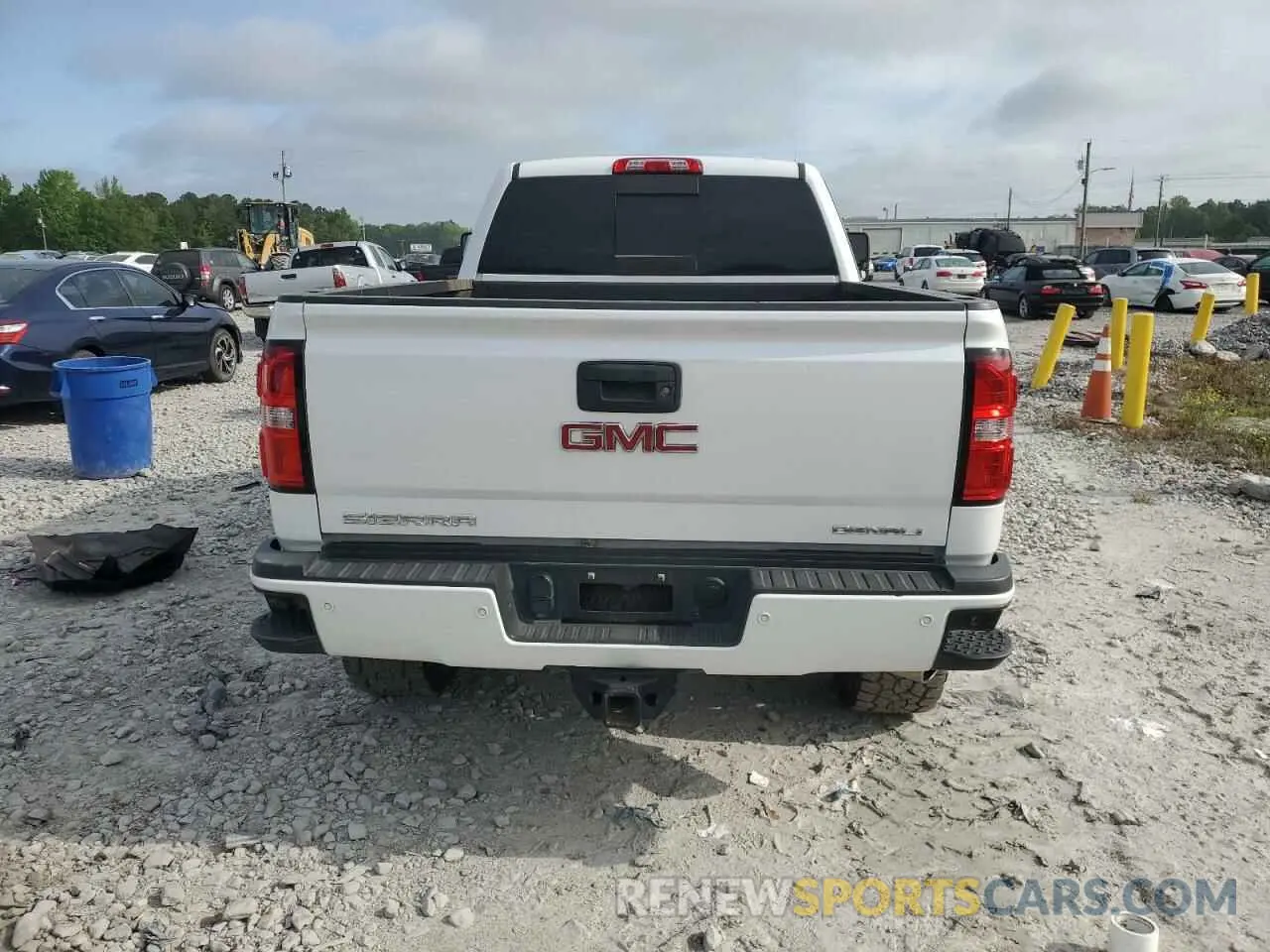 6 Photograph of a damaged car 1GT12SEY6KF184336 GMC SIERRA 2019