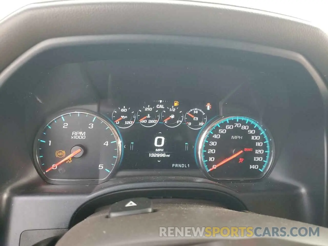 9 Photograph of a damaged car 1GT12SEY6KF184336 GMC SIERRA 2019