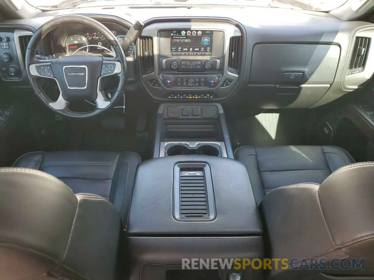 8 Photograph of a damaged car 1GT12SEY7KF230207 GMC SIERRA 2019