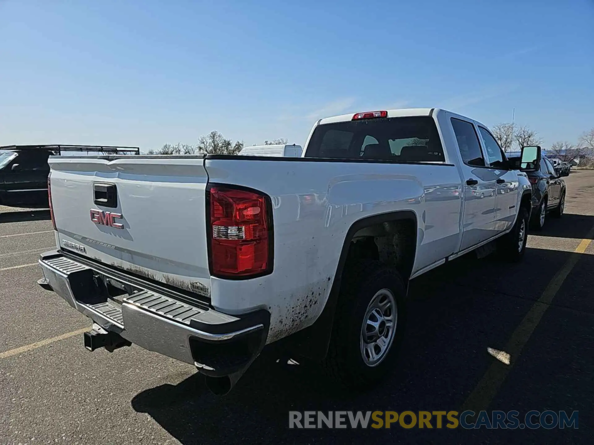 2 Photograph of a damaged car 1GT42TCY5KF247562 GMC SIERRA 2019