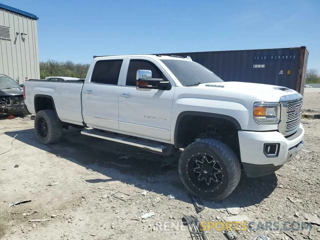 4 Photograph of a damaged car 1GT42WEY2KF160491 GMC SIERRA 2019