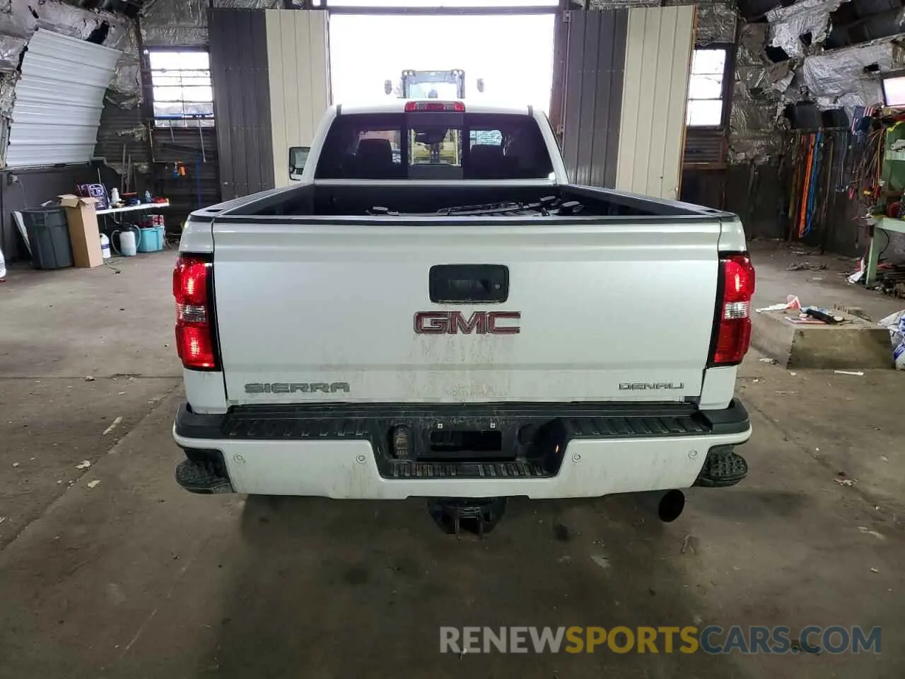 6 Photograph of a damaged car 1GT42WEY6KF250694 GMC SIERRA 2019
