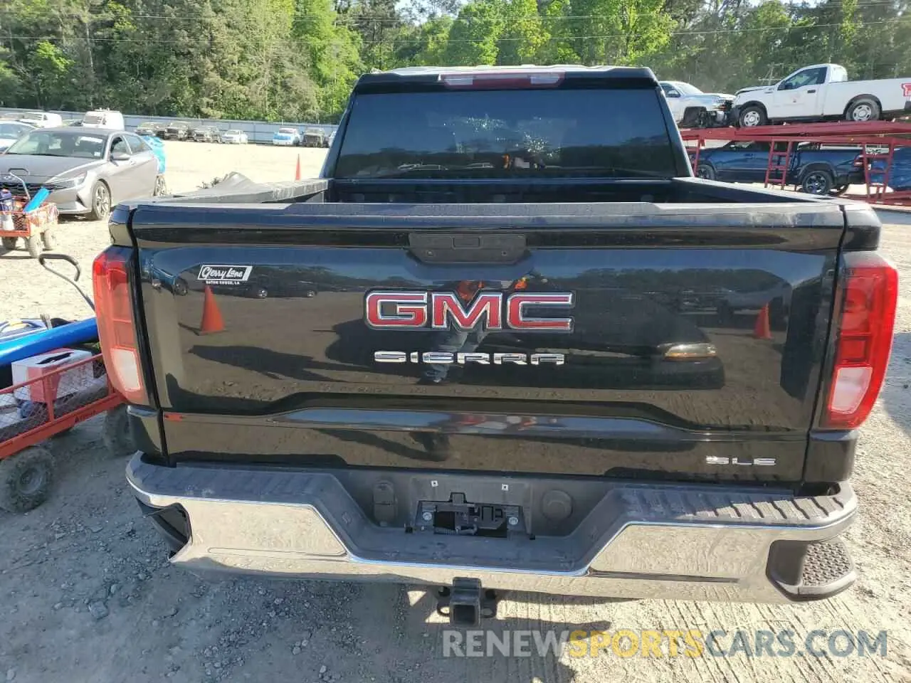 6 Photograph of a damaged car 1GTP8BED5KZ326356 GMC SIERRA 2019