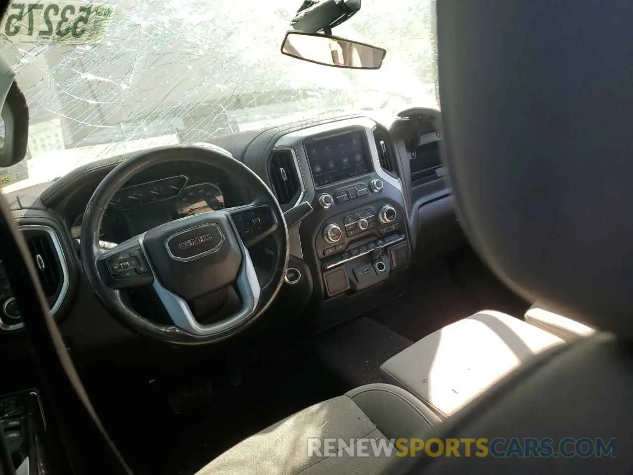 8 Photograph of a damaged car 1GTP8BED5KZ326356 GMC SIERRA 2019