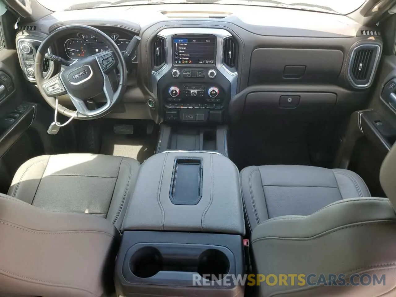 8 Photograph of a damaged car 1GTP8DED9KZ246103 GMC SIERRA 2019