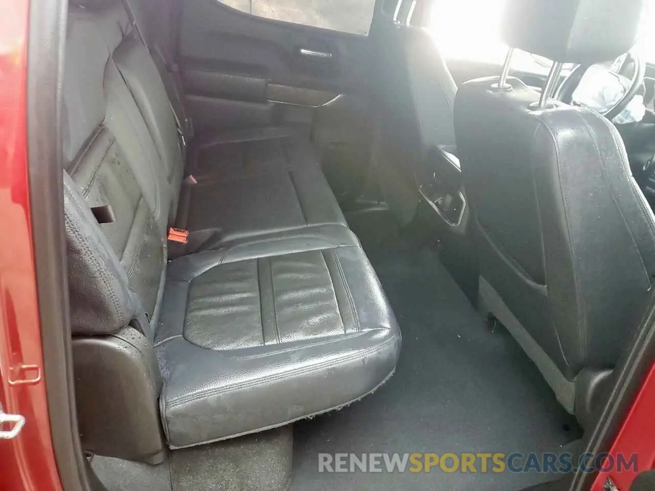 11 Photograph of a damaged car 1GTP8FED2KZ110181 GMC SIERRA 2019