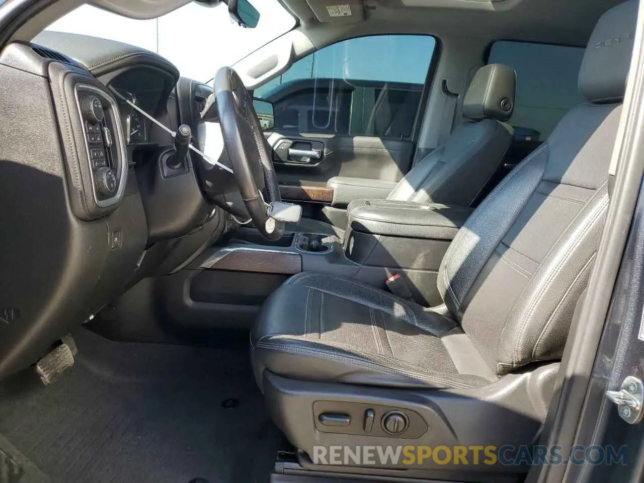 7 Photograph of a damaged car 1GTP8FED6KZ426358 GMC SIERRA 2019