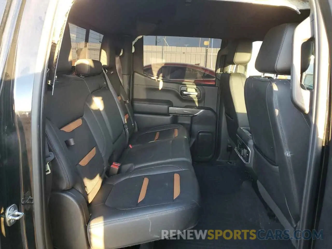 10 Photograph of a damaged car 1GTP9EED1KZ132969 GMC SIERRA 2019
