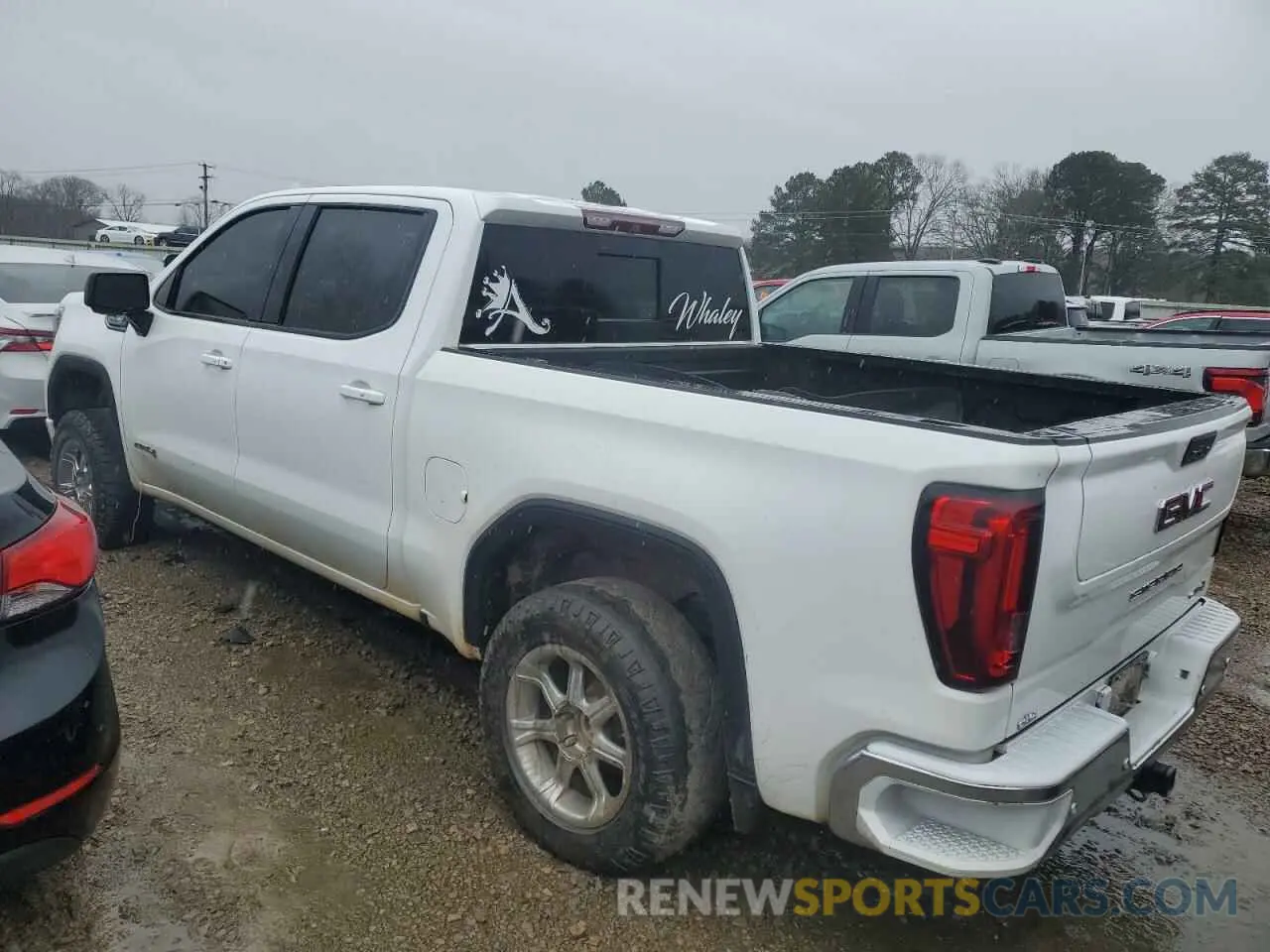2 Photograph of a damaged car 1GTP9EED9KZ197701 GMC SIERRA 2019
