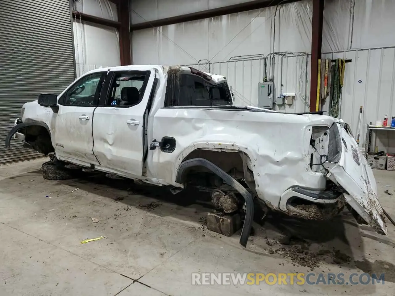 2 Photograph of a damaged car 1GTP9EELXKZ177710 GMC SIERRA 2019