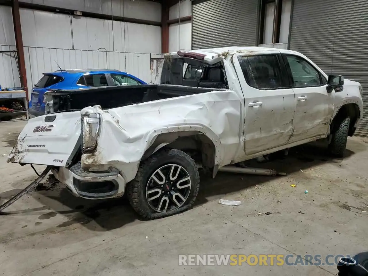 3 Photograph of a damaged car 1GTP9EELXKZ177710 GMC SIERRA 2019