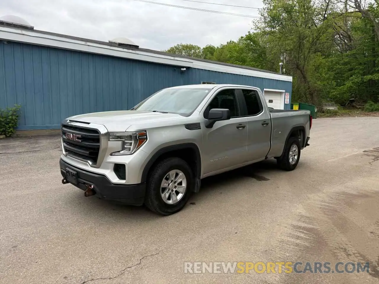 2 Photograph of a damaged car 1GTR9AEH7KZ294383 GMC SIERRA 2019