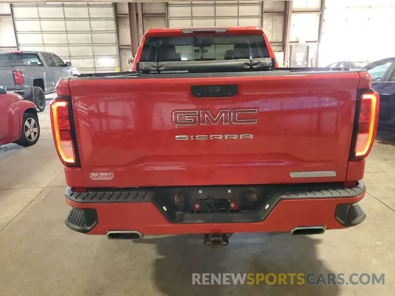 6 Photograph of a damaged car 1GTR9CED1KZ192747 GMC SIERRA 2019