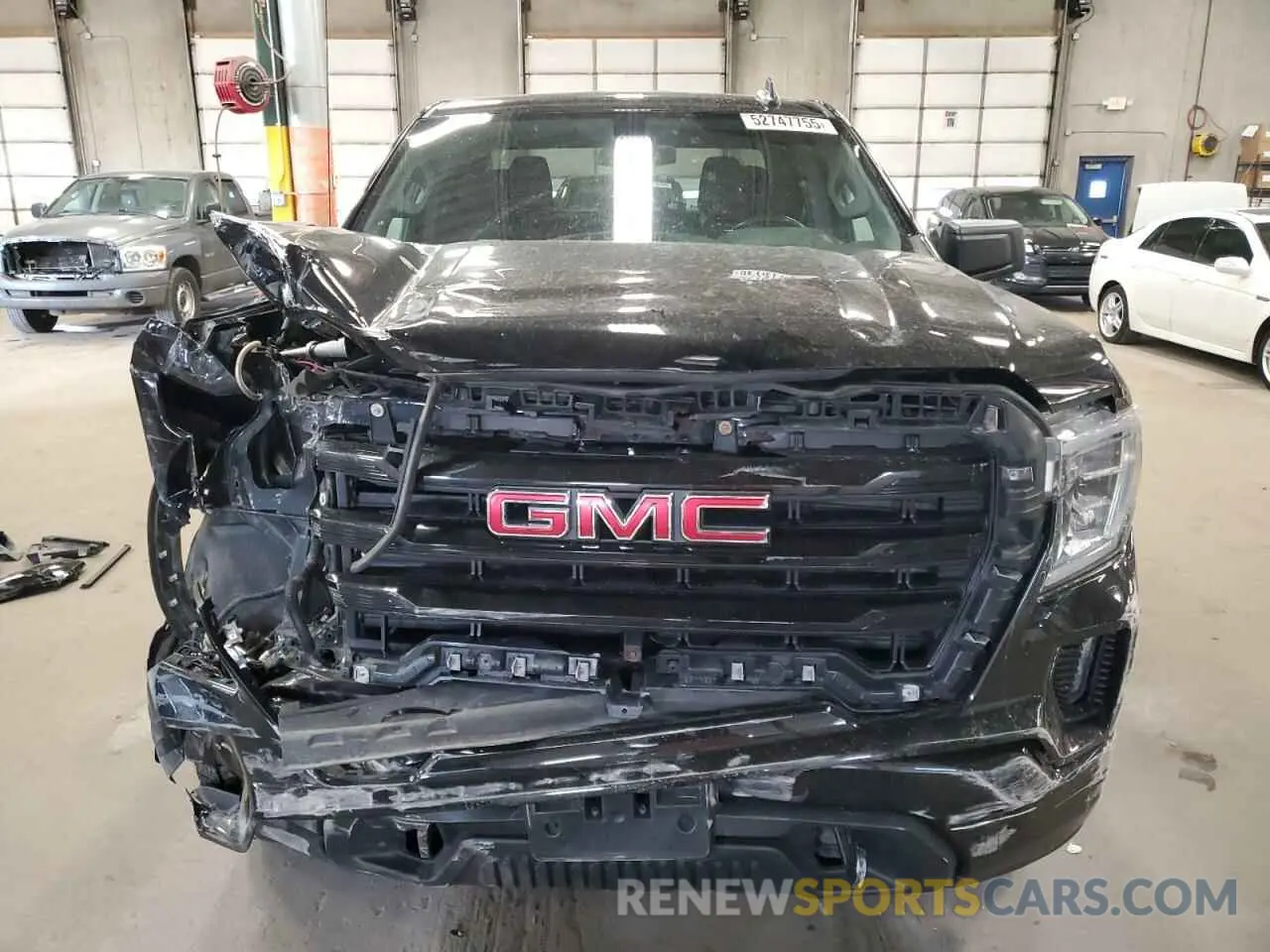 5 Photograph of a damaged car 1GTR9CED3KZ250549 GMC SIERRA 2019
