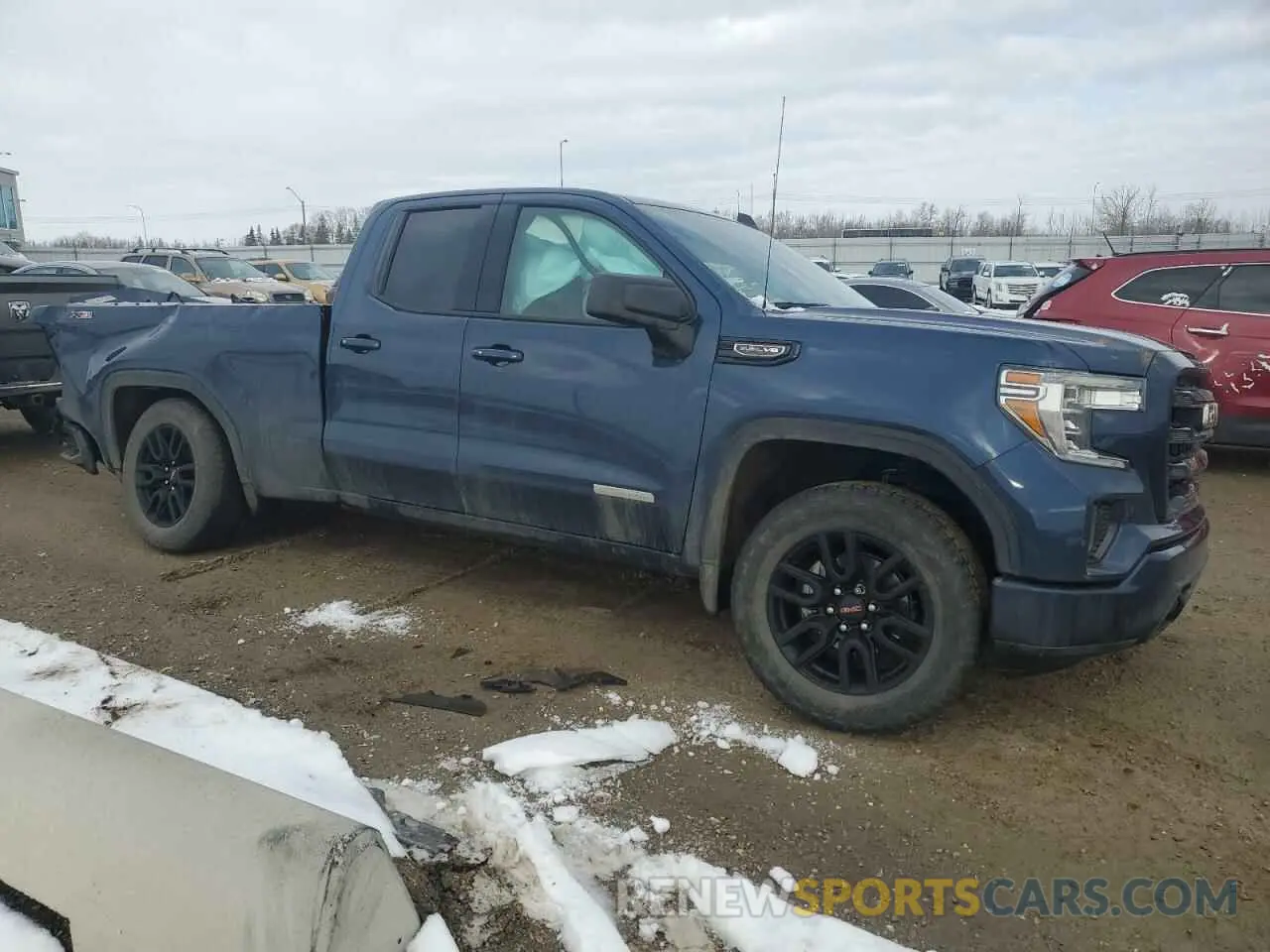 4 Photograph of a damaged car 1GTR9CED9KZ359565 GMC SIERRA 2019