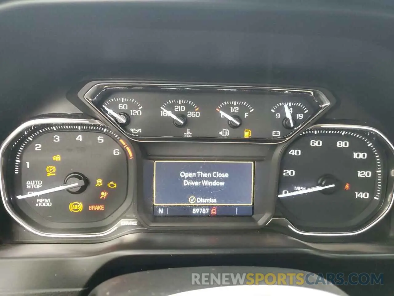 9 Photograph of a damaged car 1GTR9CEK3KZ336586 GMC SIERRA 2019