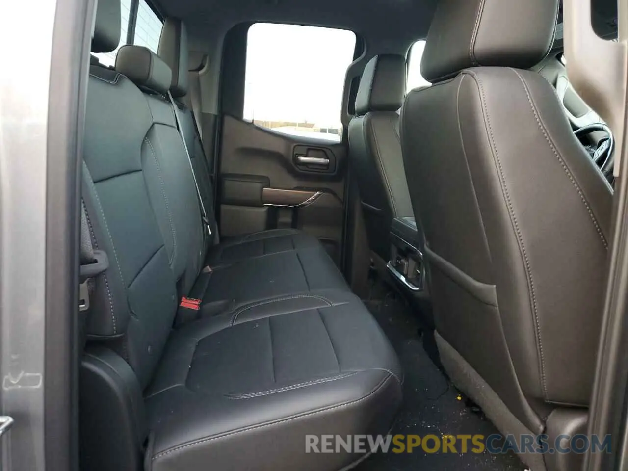10 Photograph of a damaged car 1GTR9DEDXKZ265507 GMC SIERRA 2019