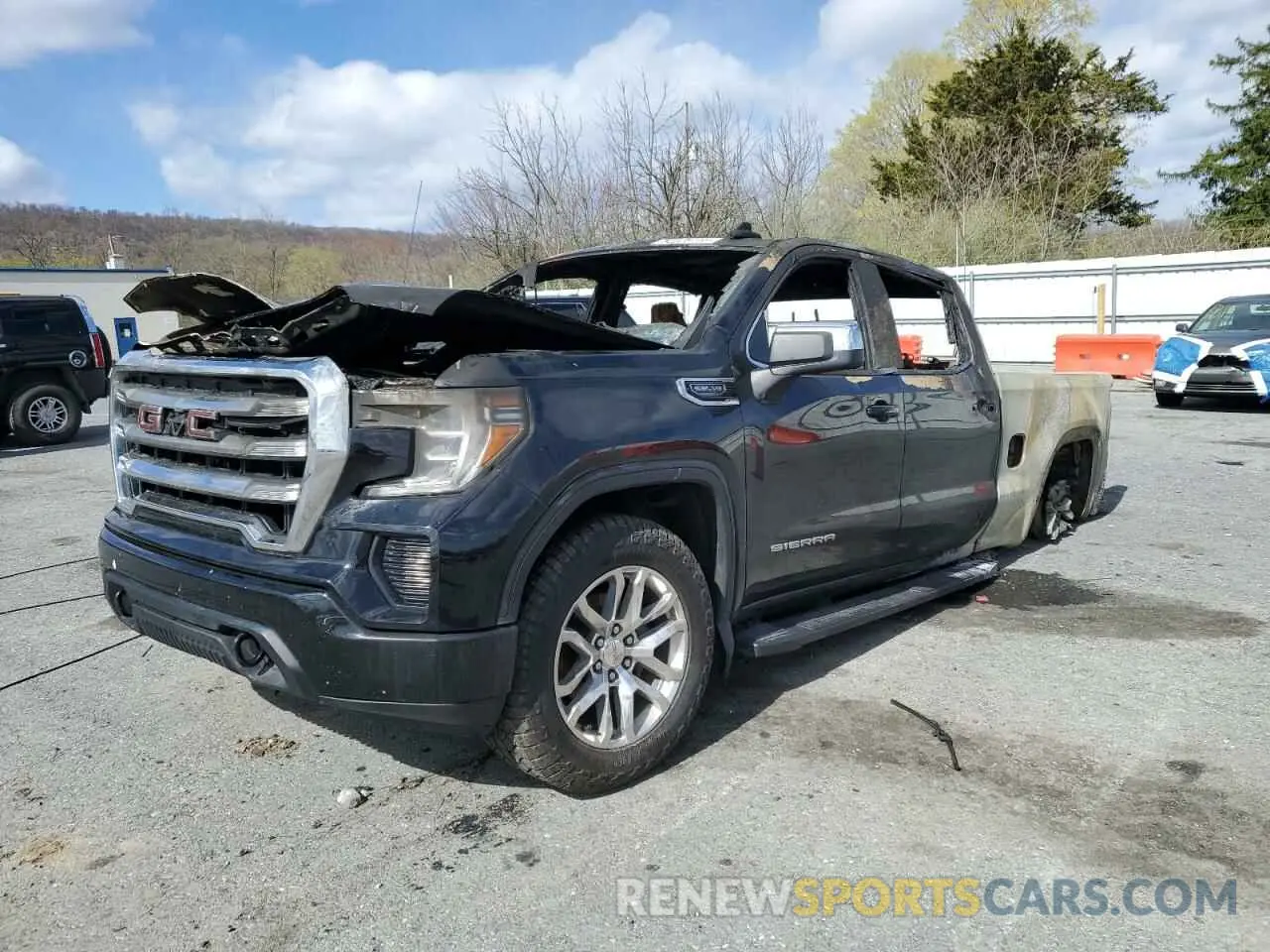 1 Photograph of a damaged car 1GTU9BED2KZ232225 GMC SIERRA 2019