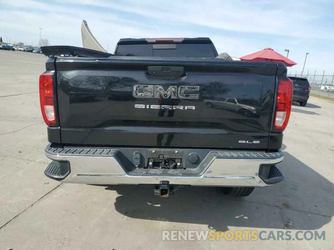 6 Photograph of a damaged car 1GTU9BED8KZ423311 GMC SIERRA 2019