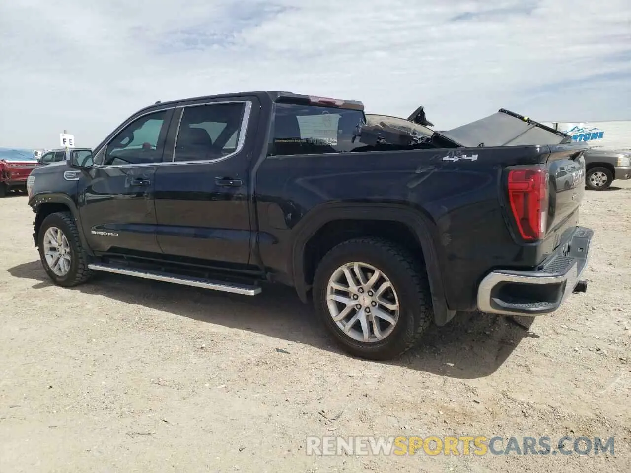 2 Photograph of a damaged car 1GTU9BED9KZ369078 GMC SIERRA 2019