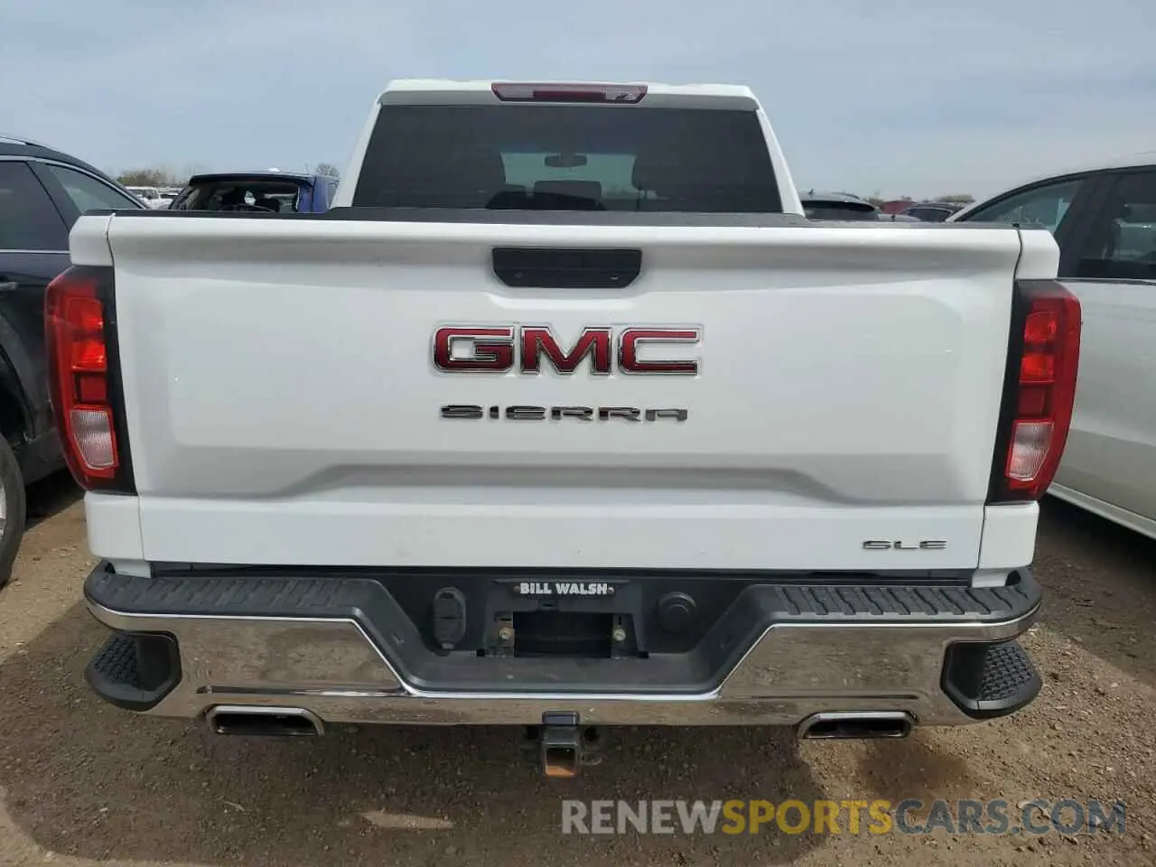 6 Photograph of a damaged car 1GTU9BEDXKZ239150 GMC SIERRA 2019