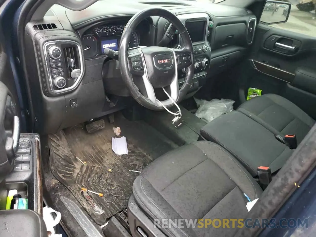 8 Photograph of a damaged car 1GTU9CEDXKZ261462 GMC SIERRA 2019