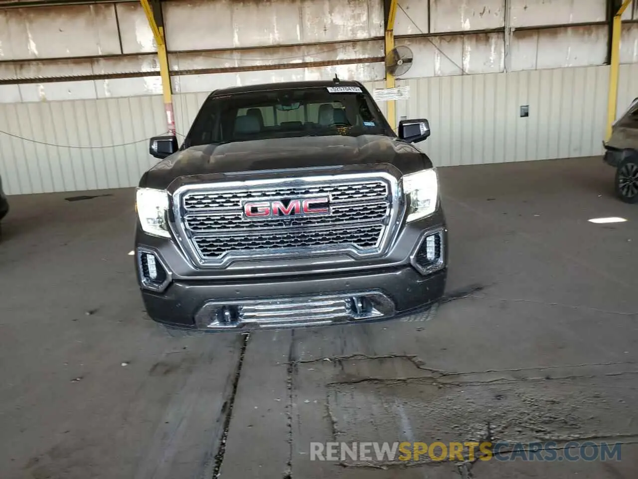 5 Photograph of a damaged car 1GTU9FEL1KZ288090 GMC SIERRA 2019