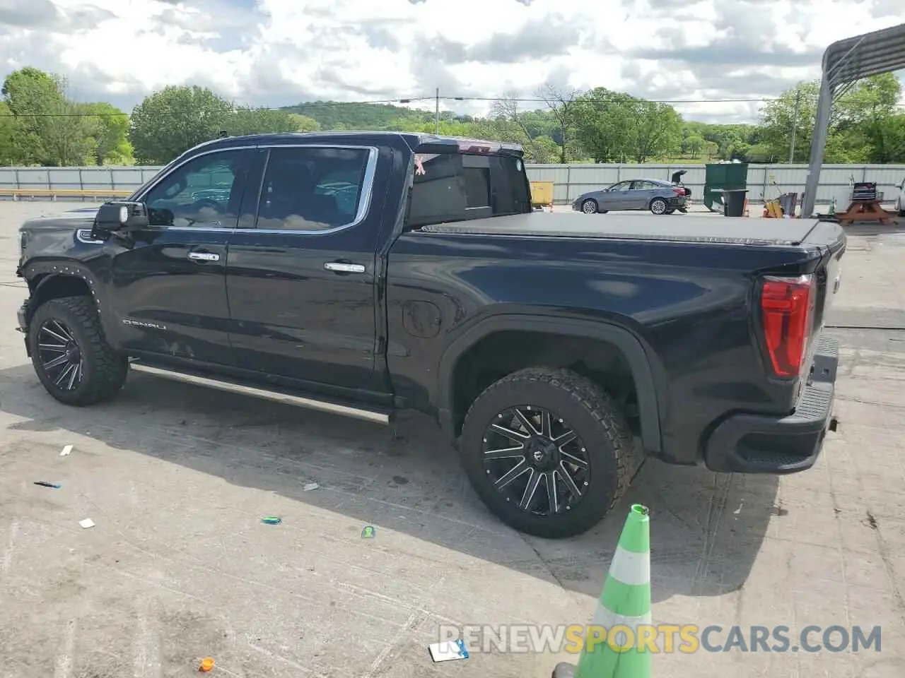 2 Photograph of a damaged car 1GTU9FEL4KZ349495 GMC SIERRA 2019
