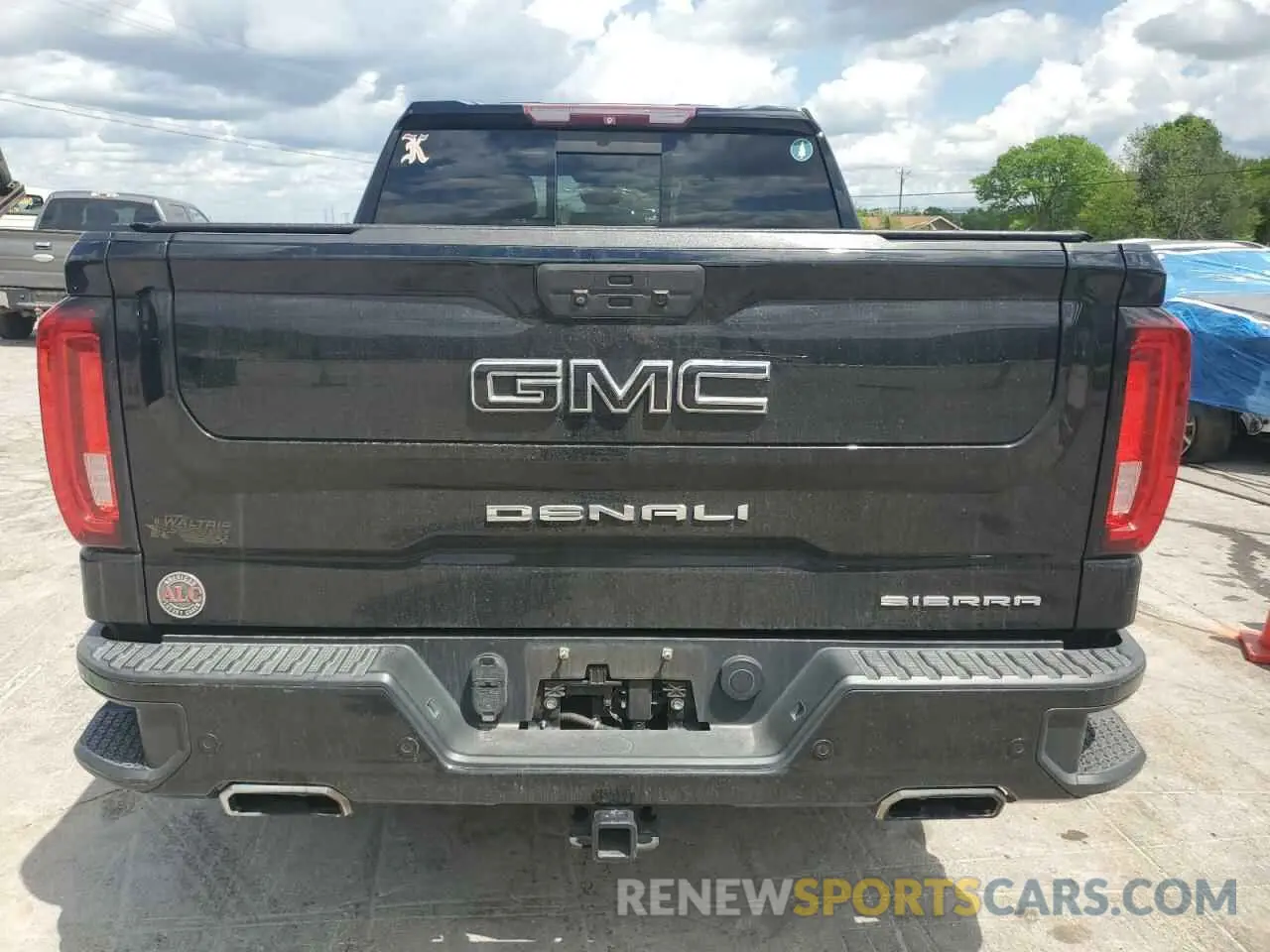6 Photograph of a damaged car 1GTU9FEL4KZ349495 GMC SIERRA 2019