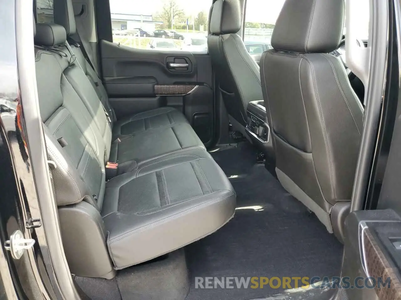 11 Photograph of a damaged car 1GTU9FEL6KZ111759 GMC SIERRA 2019