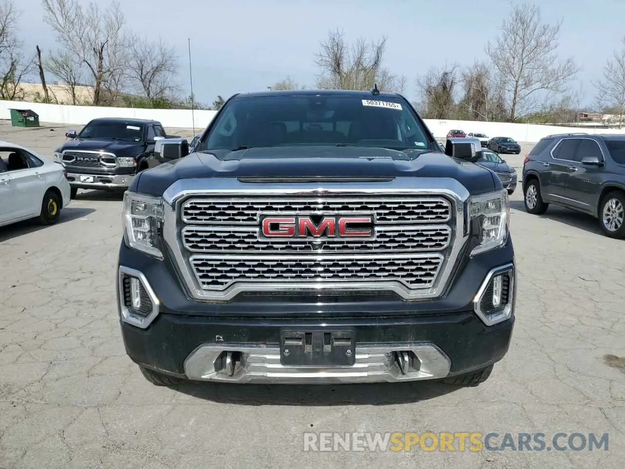 5 Photograph of a damaged car 1GTU9FEL6KZ111759 GMC SIERRA 2019