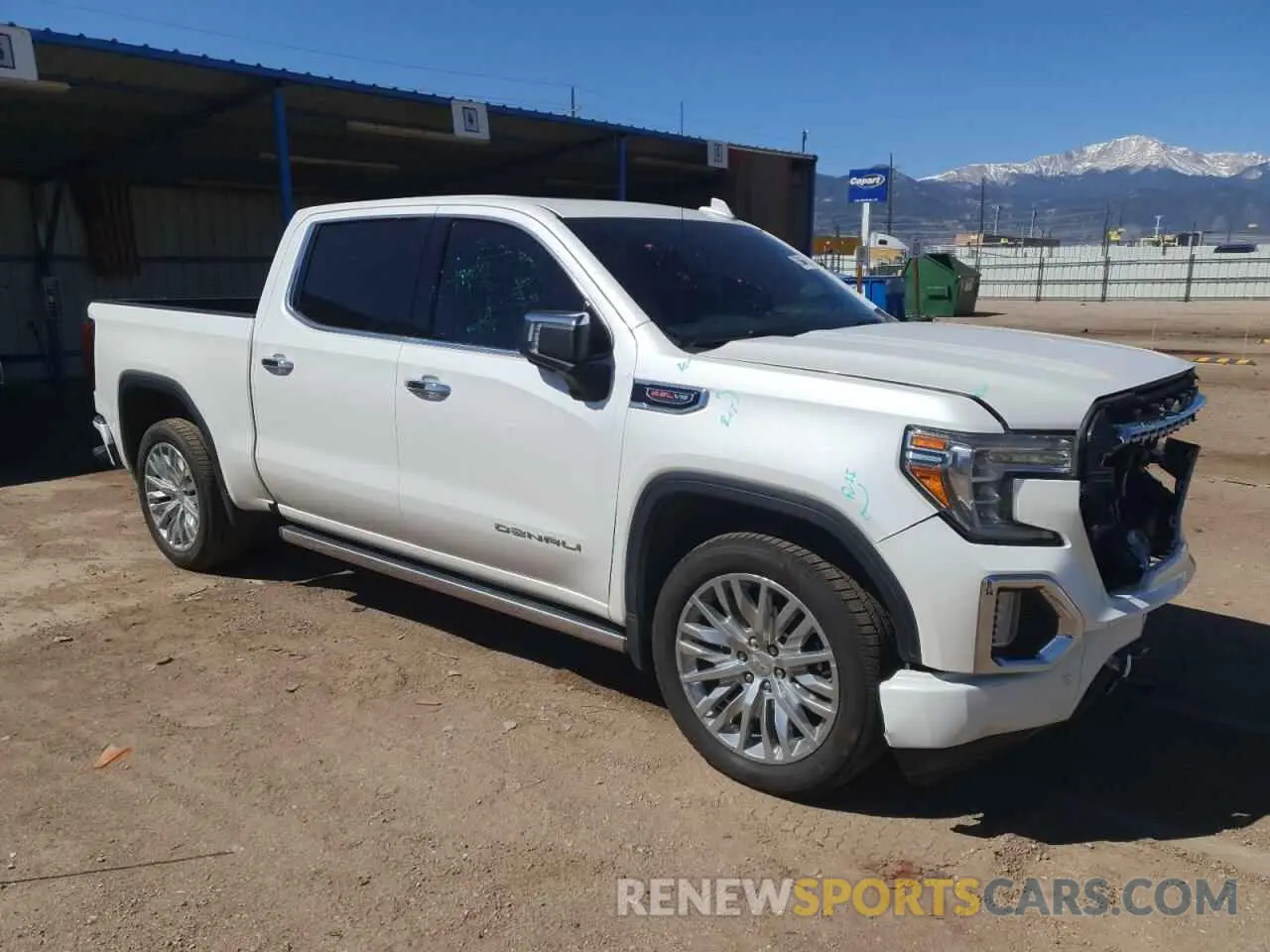4 Photograph of a damaged car 1GTU9FEL7KZ290538 GMC SIERRA 2019