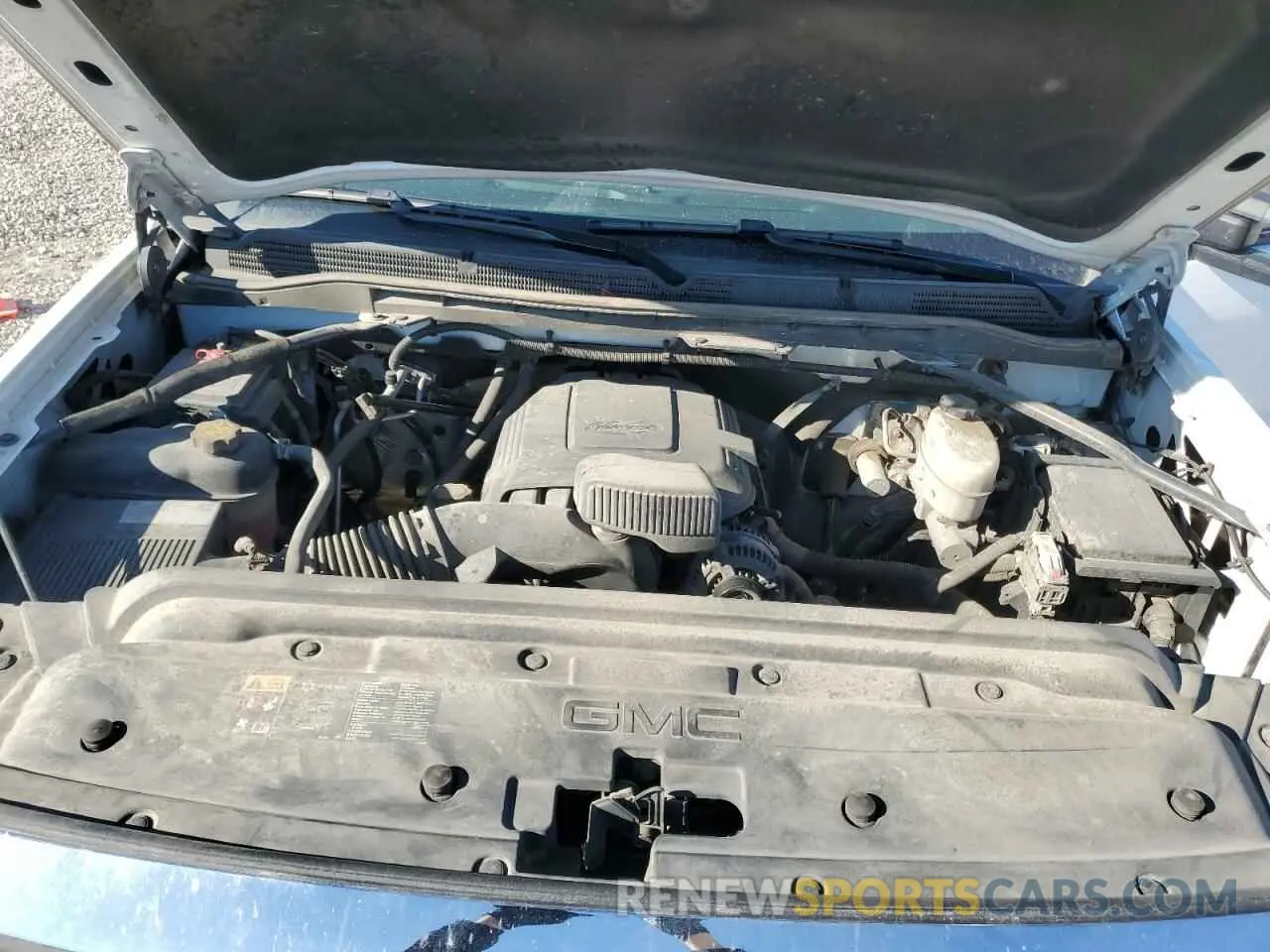 12 Photograph of a damaged car 2GT22NEG1K1209101 GMC SIERRA 2019