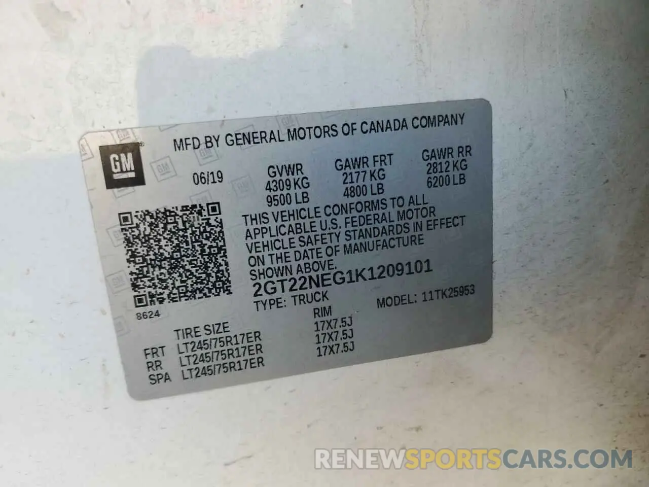 13 Photograph of a damaged car 2GT22NEG1K1209101 GMC SIERRA 2019