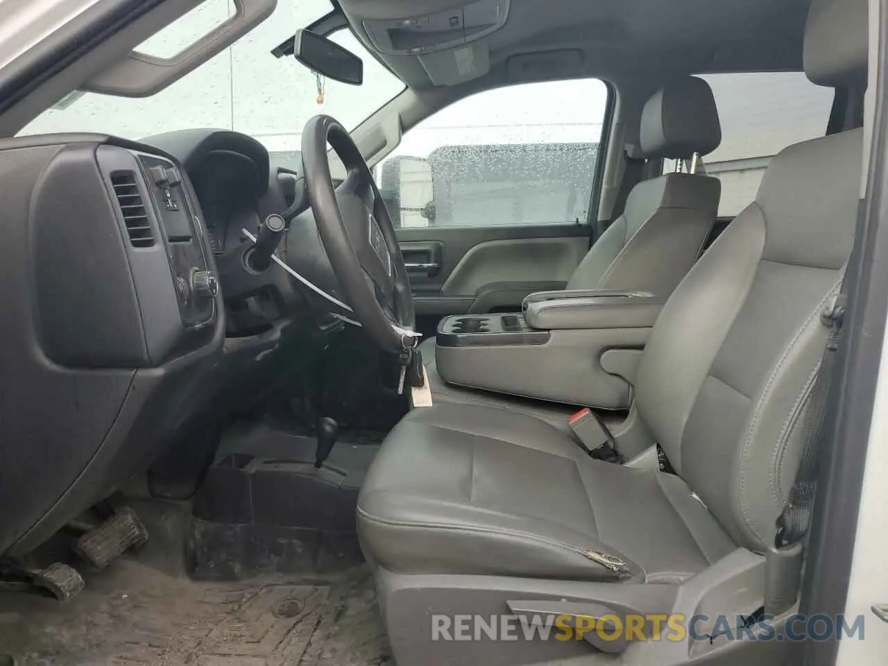 7 Photograph of a damaged car 2GT22NEG1K1209101 GMC SIERRA 2019