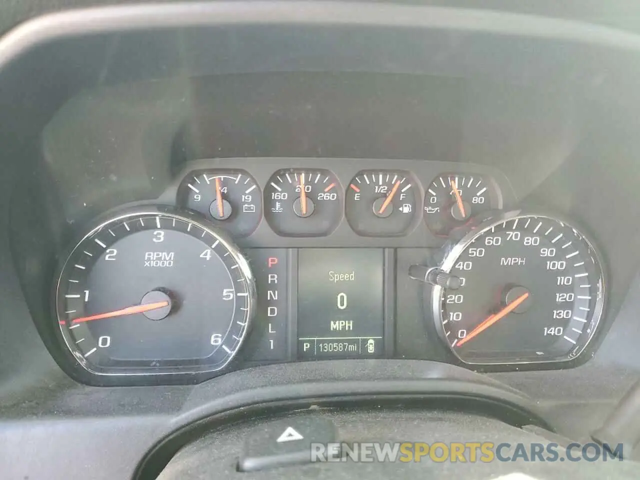 9 Photograph of a damaged car 2GT22NEG1K1209101 GMC SIERRA 2019