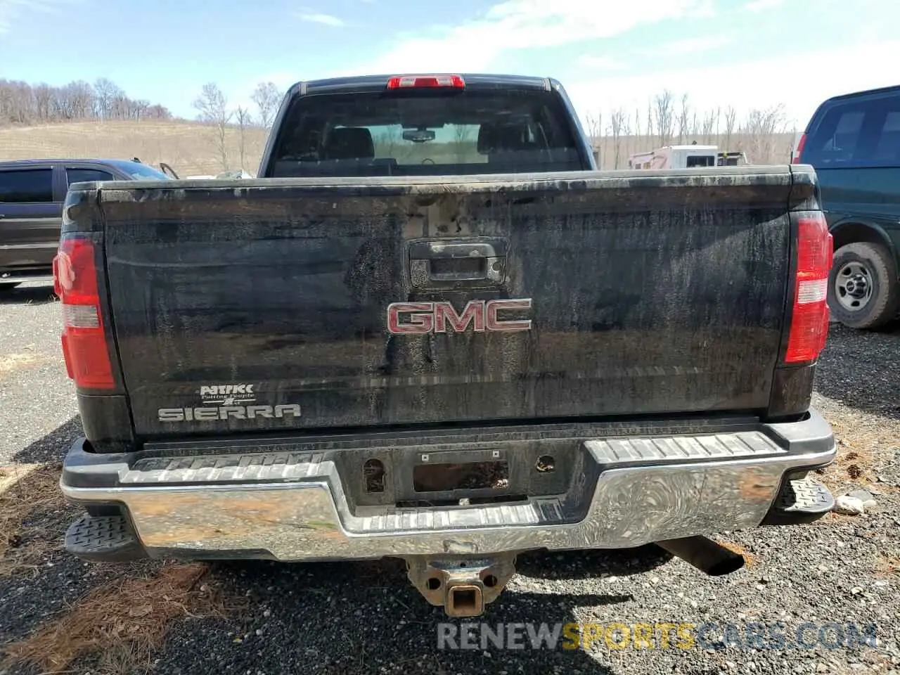 6 Photograph of a damaged car 2GT22NEG1K1223659 GMC SIERRA 2019