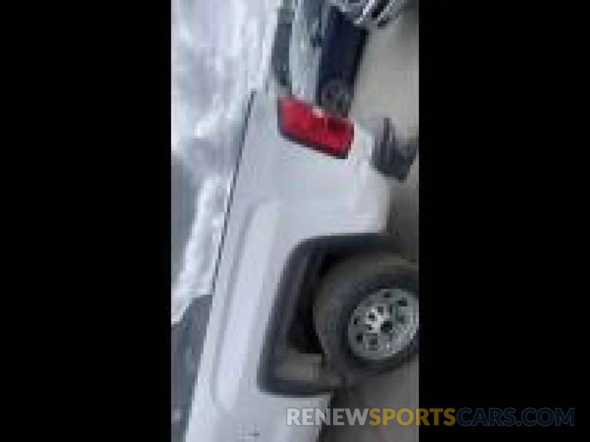 10 Photograph of a damaged car 2GT22NEG3K1225073 GMC SIERRA 2019