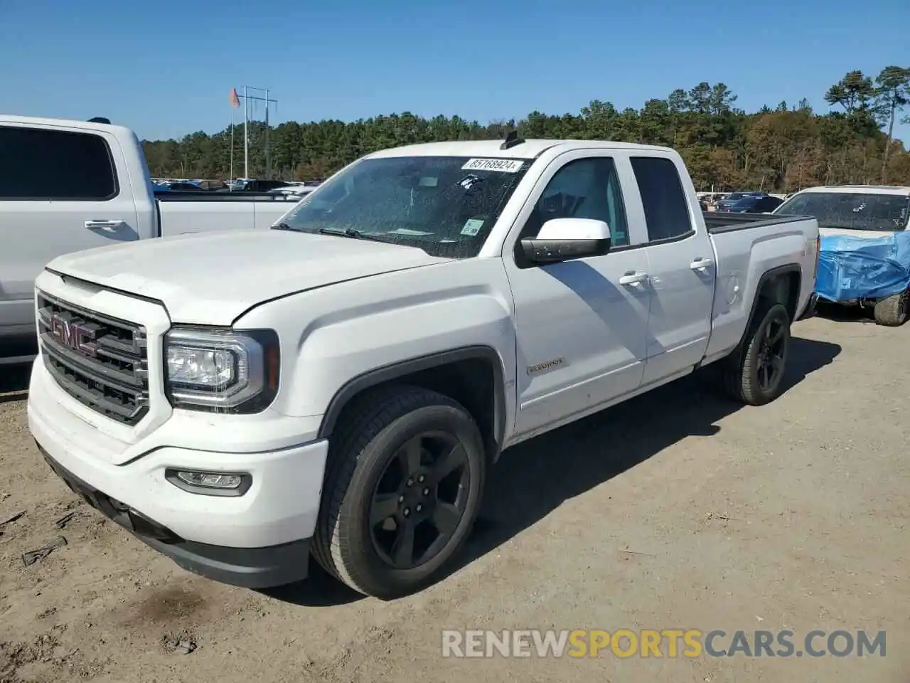 1 Photograph of a damaged car 2GTR1LEC5K1160195 GMC SIERRA 2019