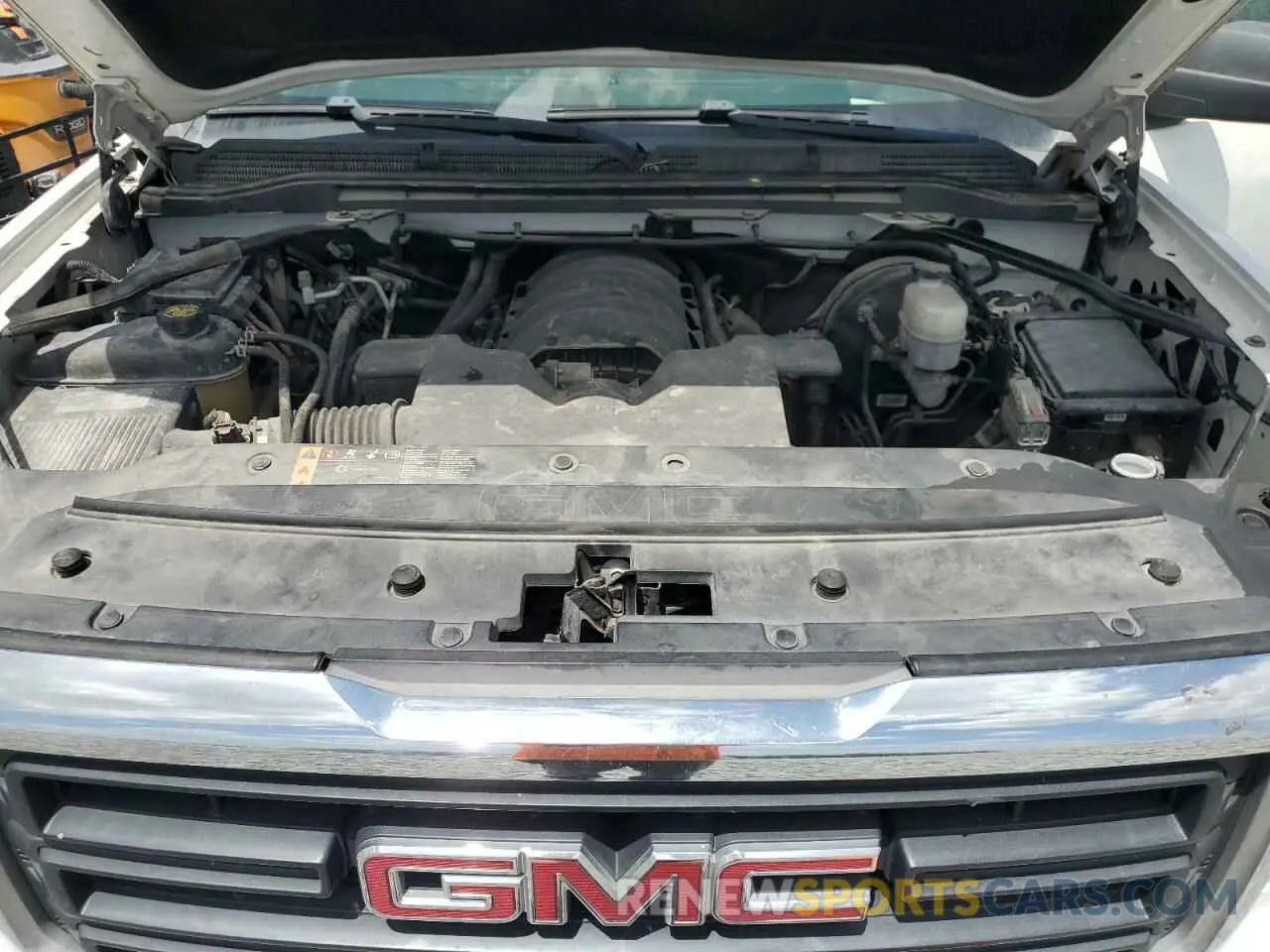 11 Photograph of a damaged car 2GTR1LECXK1139391 GMC SIERRA 2019