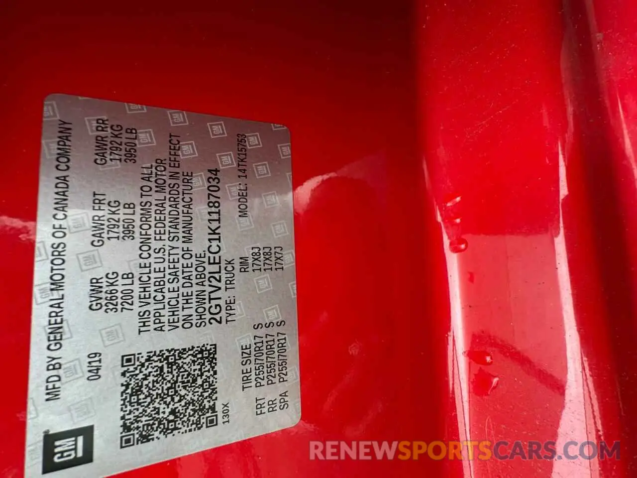 10 Photograph of a damaged car 2GTV2LEC1K1187034 GMC SIERRA 2019