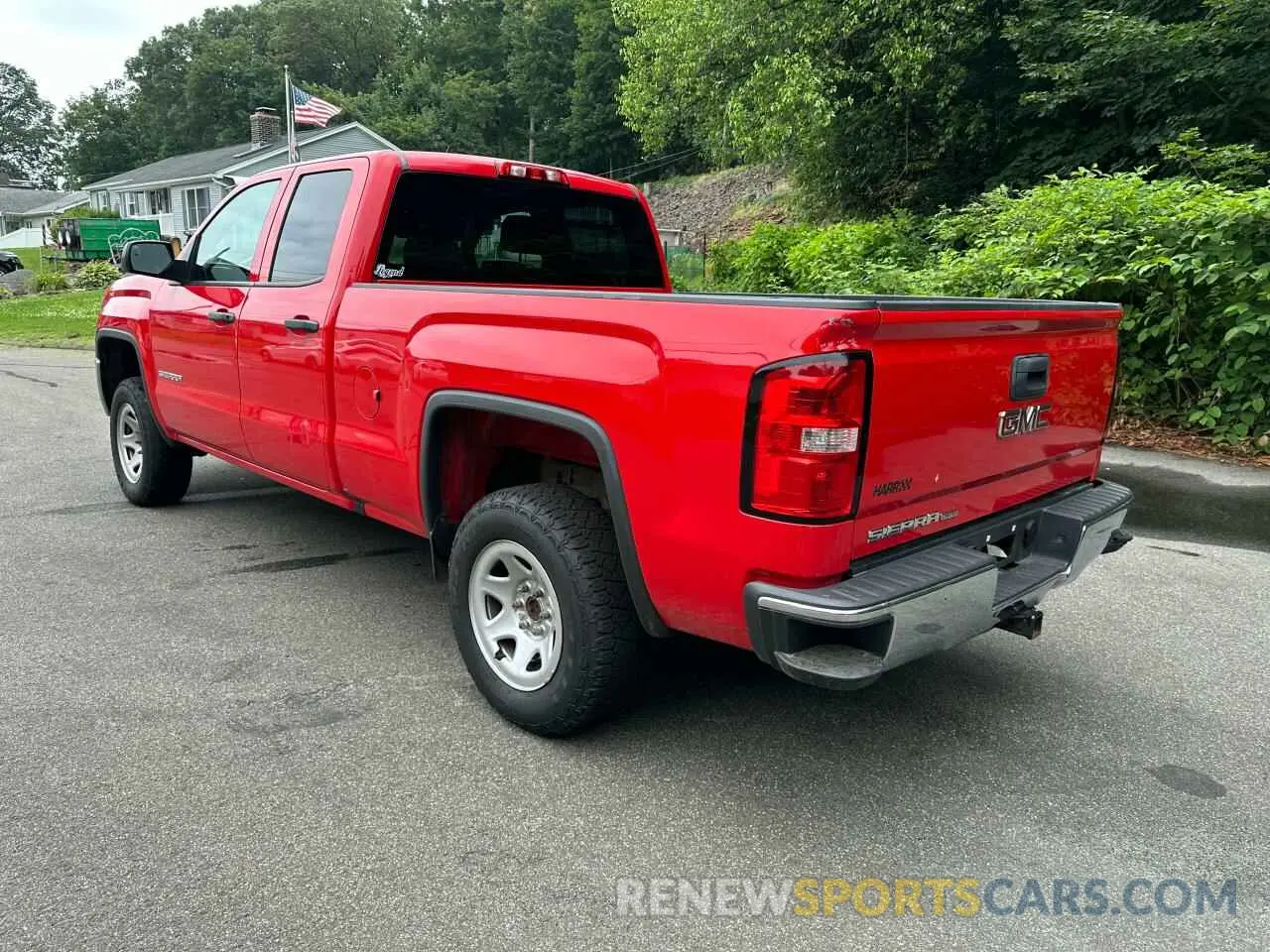 3 Photograph of a damaged car 2GTV2LEC1K1187034 GMC SIERRA 2019