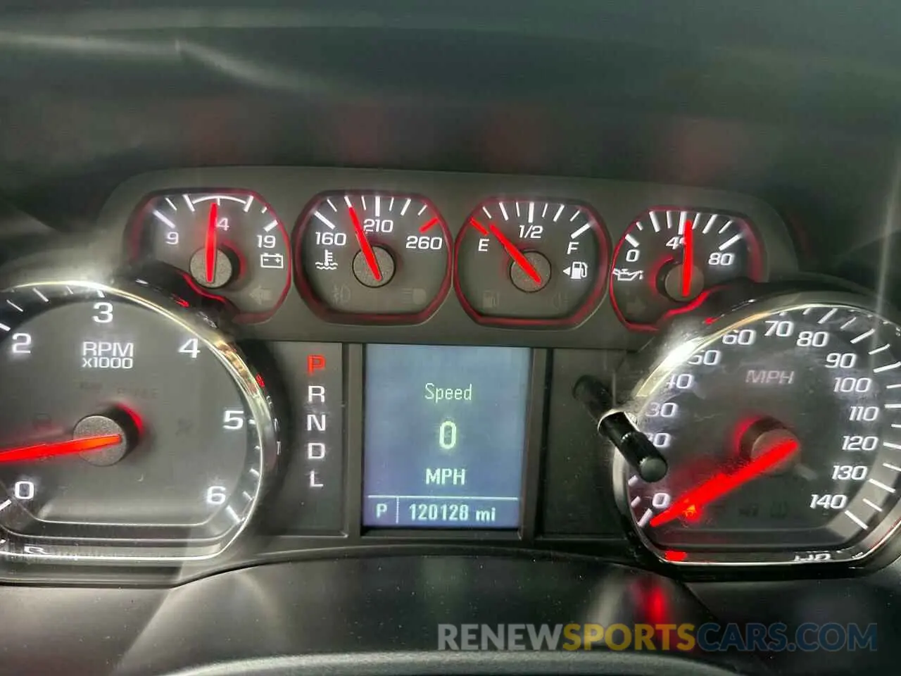 8 Photograph of a damaged car 2GTV2LEC1K1187034 GMC SIERRA 2019