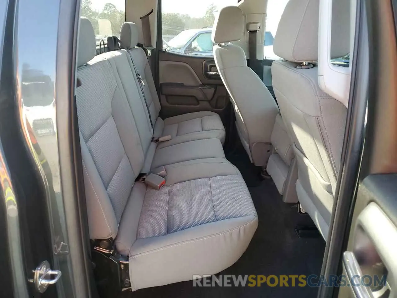 10 Photograph of a damaged car 2GTV2LEC1K1234546 GMC SIERRA 2019