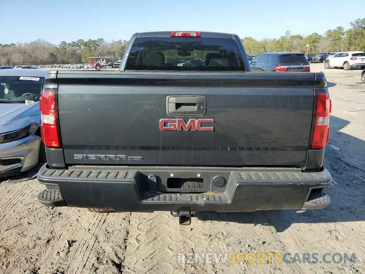 6 Photograph of a damaged car 2GTV2LEC1K1234546 GMC SIERRA 2019