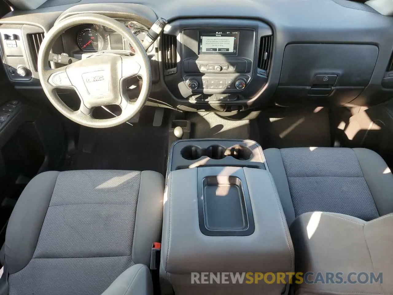 8 Photograph of a damaged car 2GTV2LEC1K1234546 GMC SIERRA 2019