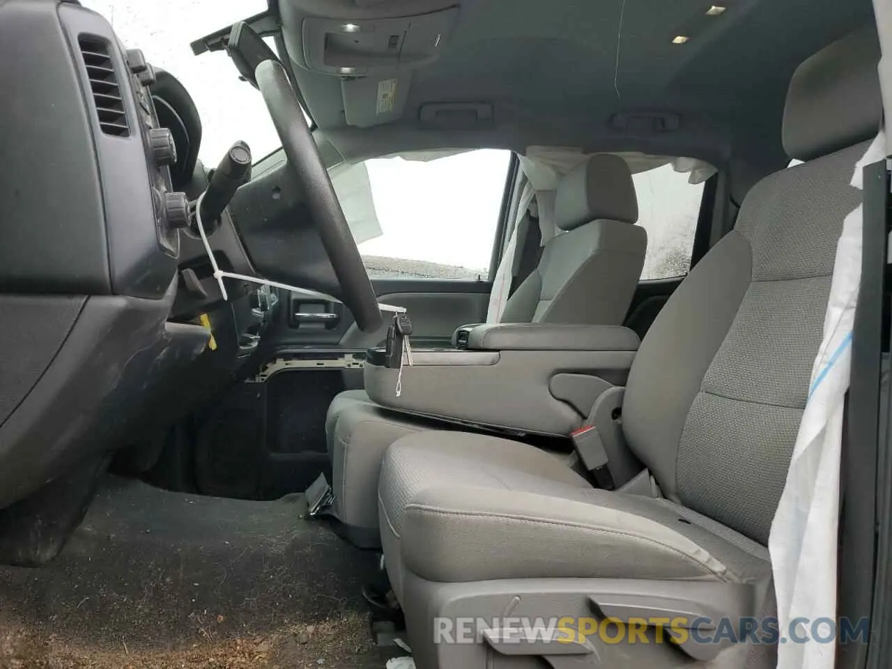 7 Photograph of a damaged car 2GTV2LEC8K1148425 GMC SIERRA 2019