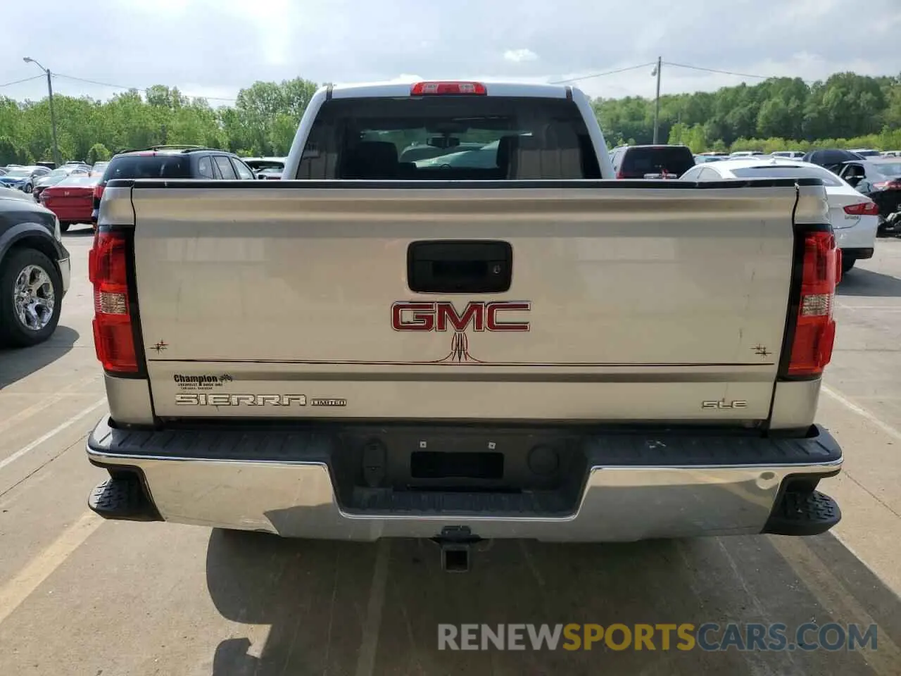 6 Photograph of a damaged car 2GTV2MEC2K1188148 GMC SIERRA 2019