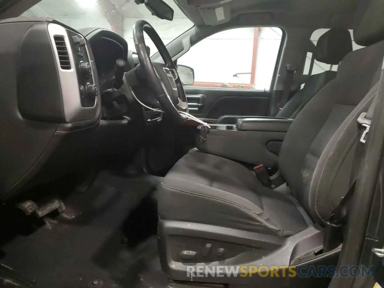 7 Photograph of a damaged car 2GTV2MEC6K1215450 GMC SIERRA 2019