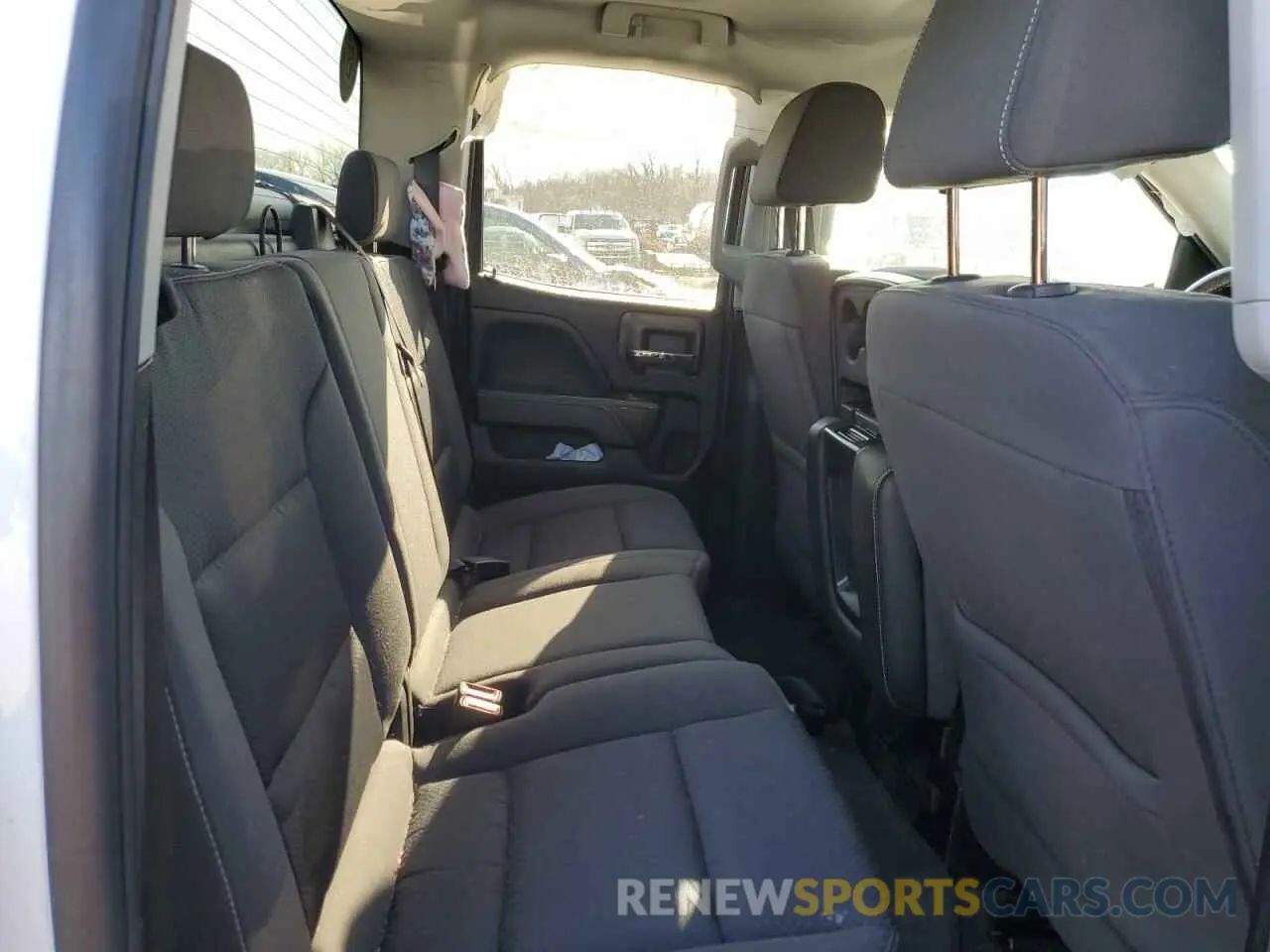 10 Photograph of a damaged car 2GTV2MEC9K1188826 GMC SIERRA 2019